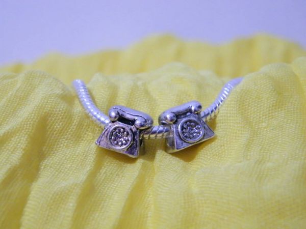 REF: B02 TELEFONE